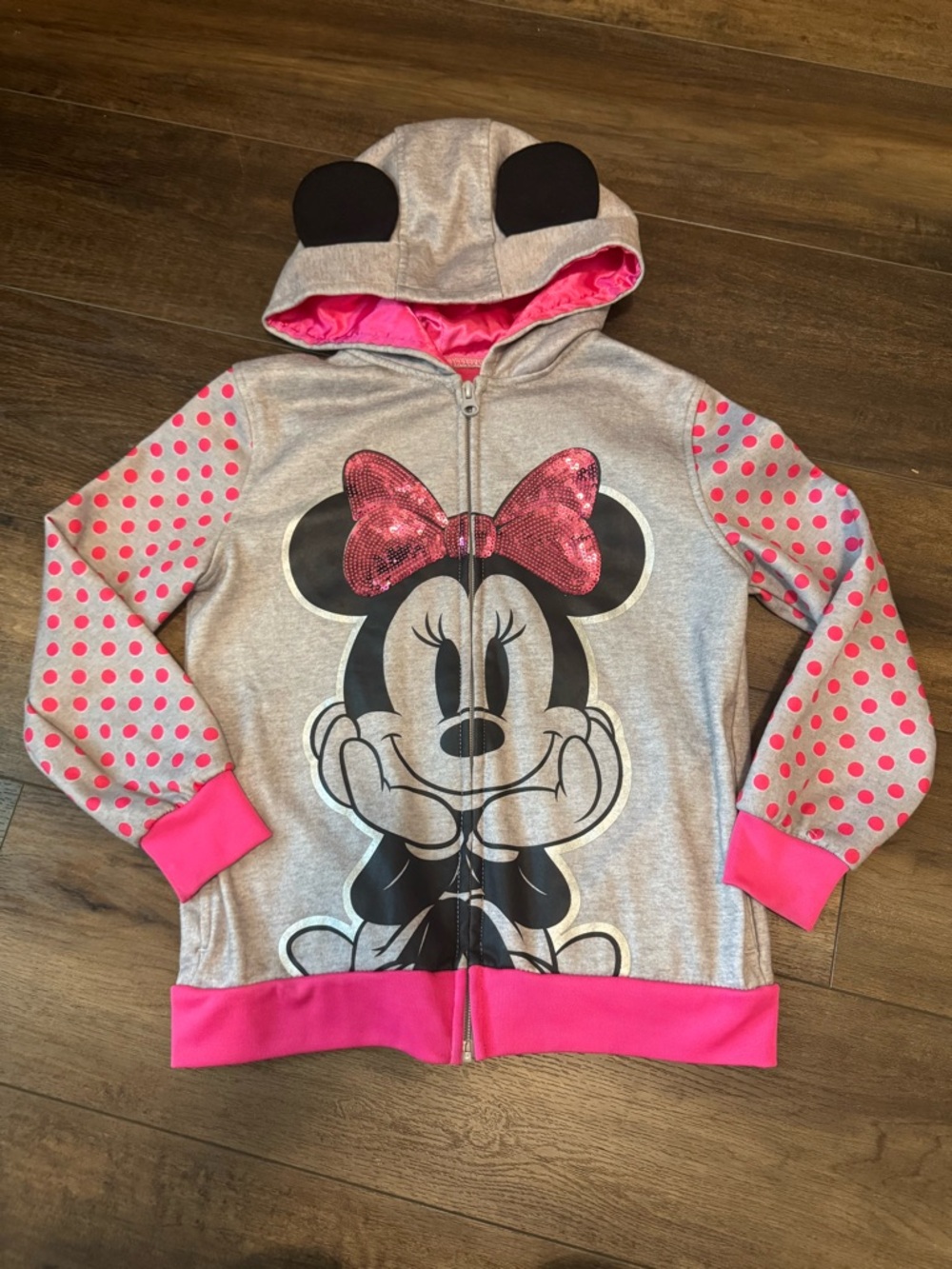 Minnie Mouse girls size 6x zip up hoodie